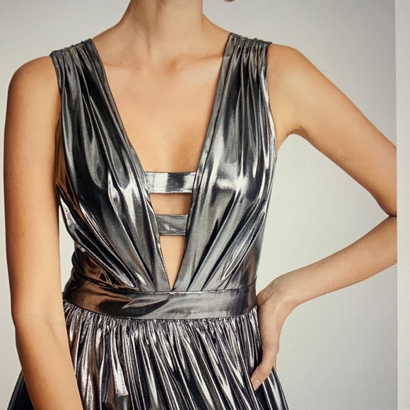 Halston gown - Picture 3 of 3